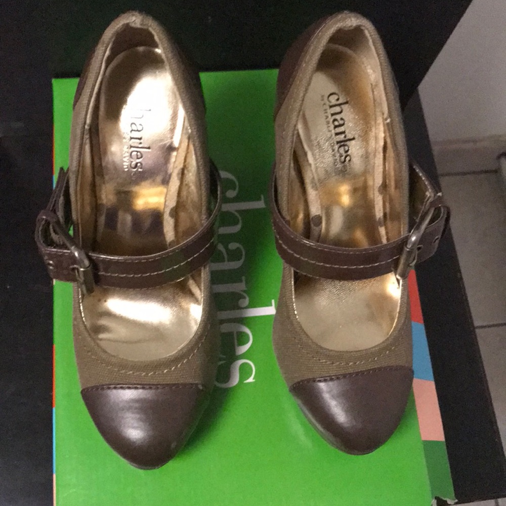 Charles by Charles David Brown Mary Jane Platform Pumps